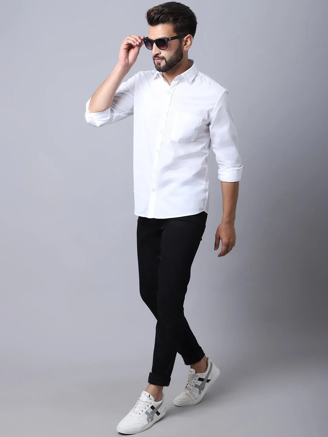 Cantabil Cotton Blend Solid White Full Sleeve Casual Shirt for Men with Pocket