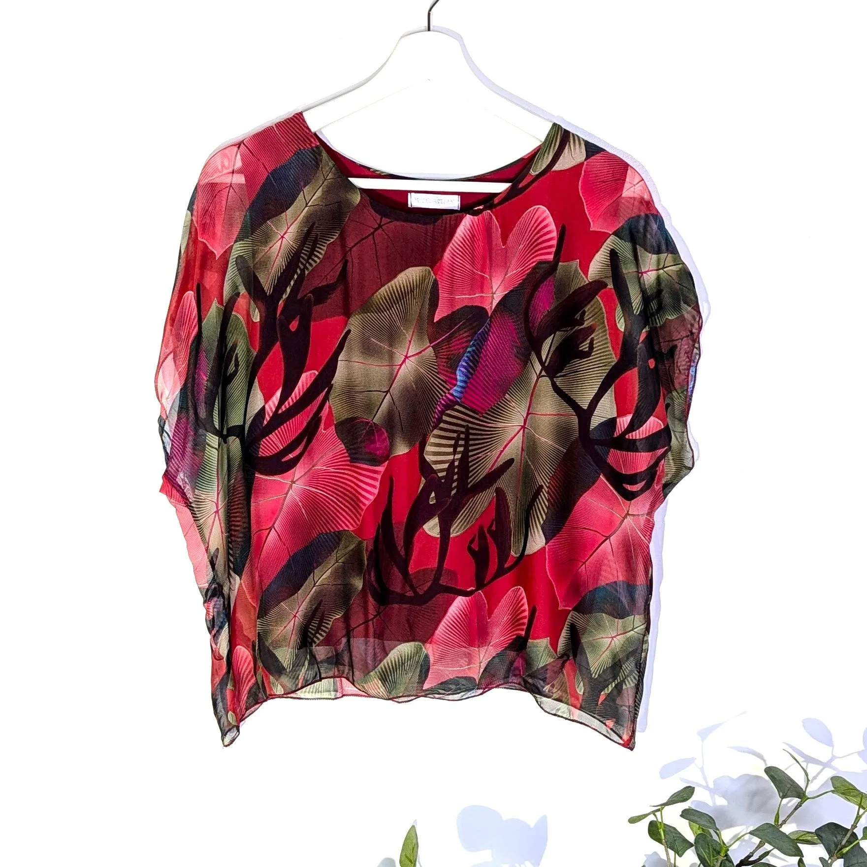Coral garden digital print silk blend boxy top with a slight sleeve