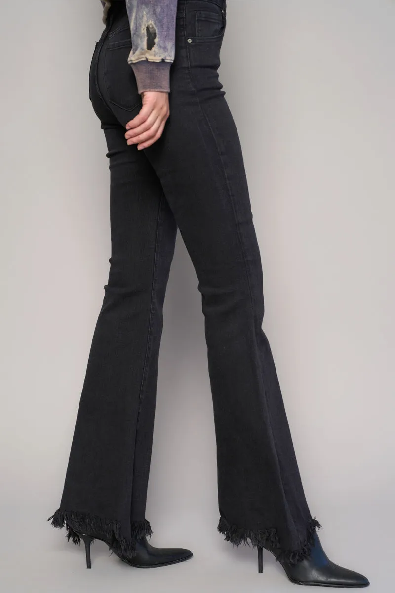 Fly to the Sky Cropped Slim Straight Jeans